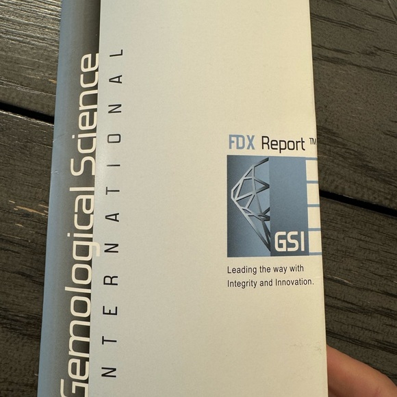 Neil Lane Diamond Ring with Tolkowsky Round Brilliant Center Stone. Size 6 - Picture 7 of 9